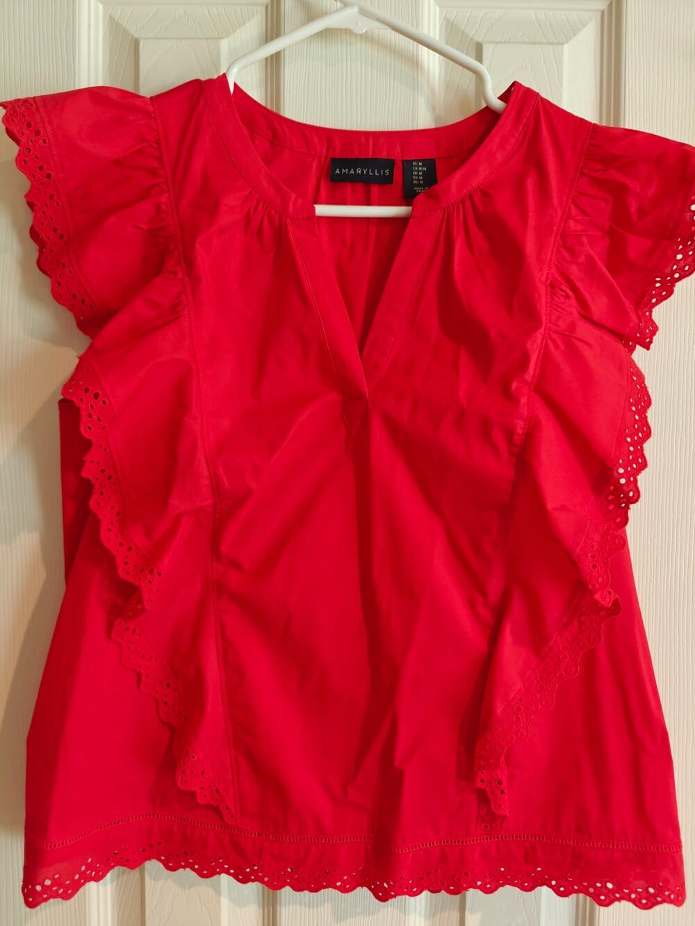 Amaryllis Women's Size M Red Eyelet Detail Short Sleeve Top Cotton Blend